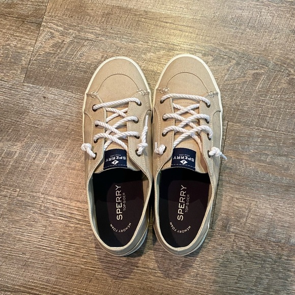 Sperry Slip-on Sneaker, size 9 - Picture 2 of 4